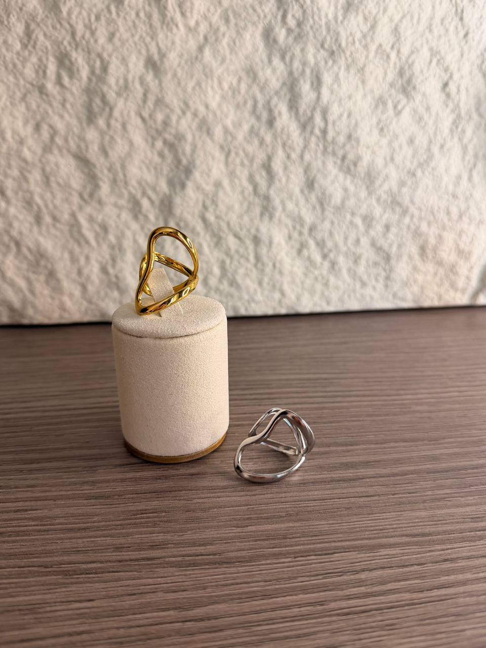 Anello Fascia Ondata Incrociata – Confezione da 12 Pezzi