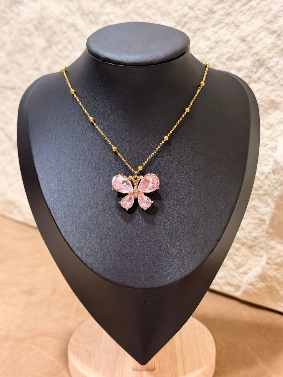 Collana Farfalla Cristallo – Colori Mix – Confezione da 12 Pezzi