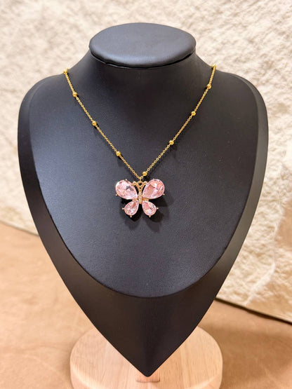Collana Farfalla Cristallo – Colori Mix – Confezione da 12 Pezzi