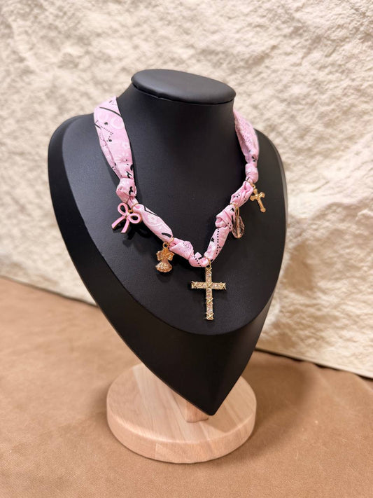 Collana Bandana con Charms – Confezione da 12 Pezzi