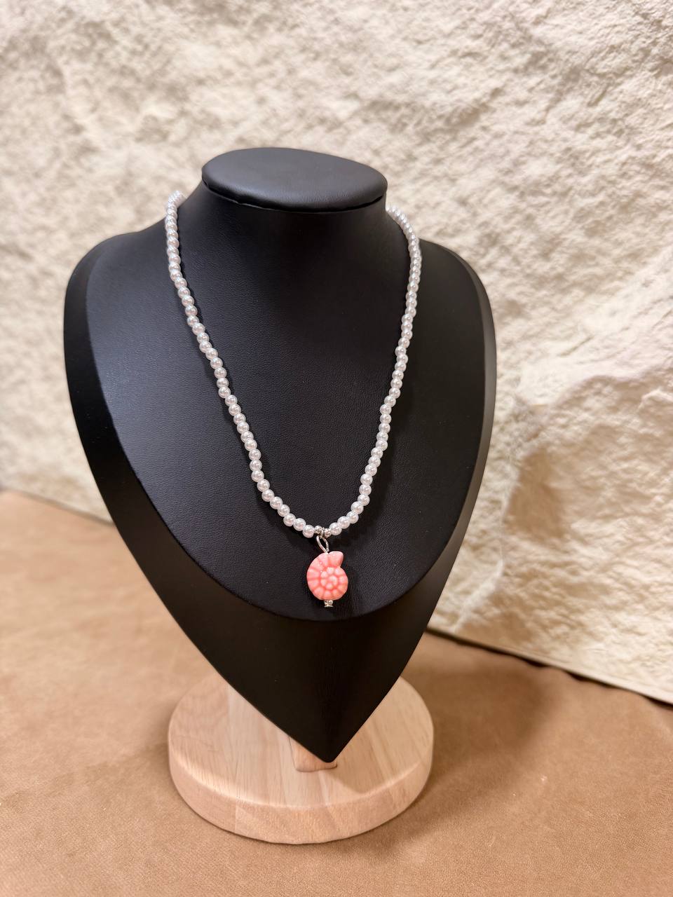 Collana Perle Mare con Charms Marini – Confezione da 12 Pezzi