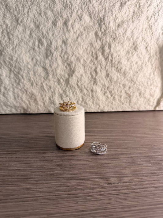 Anello Fascia Intreccio di Cuori con Cristalli – Confezione da 12 Pezzi